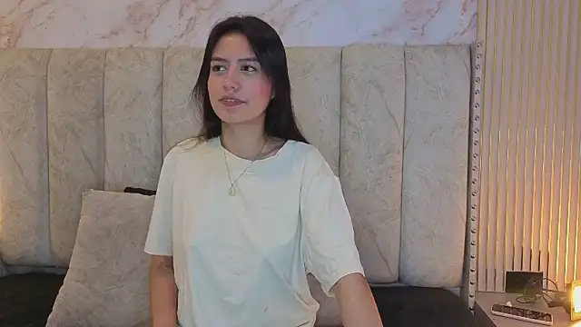 Alahia Bloom online show from June 18, 11:58 am