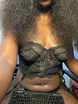 Leylabelle26 online show from July 20, 4:31 pm