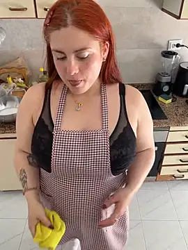 lumazzy online show from May 13, 3:31 pm