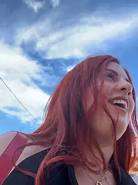 lumazzy online show from June 26, 3:38 pm