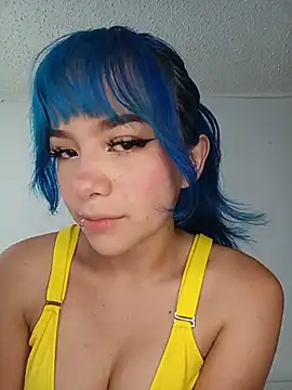 mistyyblue online show from May 30, 3:31 pm