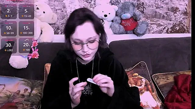 VikaViktoria online show from April 29, 8:59 pm