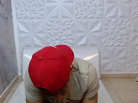 jbarto  online show from June 14, 5:42 am