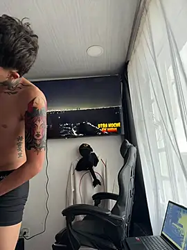 Jackdaniel001  online show from June 1, 10:22 pm