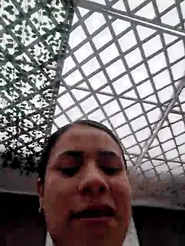 Snapshot of Nicol_Alvarez1 chatting on April 29, 8:48 pm Nicol Alvarez1 online show from April 29, 8:48 pm