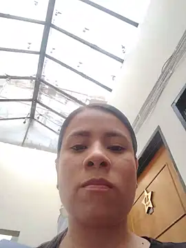 Snapshot of Nicol_Alvarez1 chatting on May 14, 10:27 pm Nicol Alvarez1 online show from May 14, 10:27 pm
