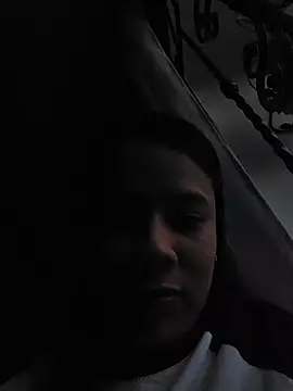 Snapshot of Nicol_Alvarez1 chatting on May 17, 10:39 pm Nicol Alvarez1 online show from May 17, 10:39 pm