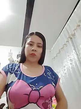 Snapshot of Nicol_Alvarez1 chatting on June 30, 4:57 am Nicol Alvarez1 online show from June 30, 4:57 am
