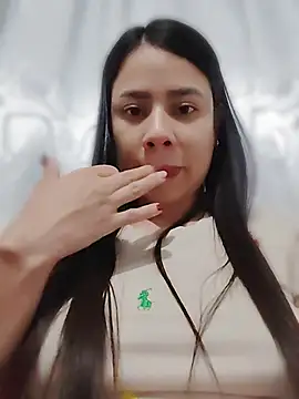 Snapshot of Nicol_Alvarez1 chatting on July 12, 6:59 am Nicol Alvarez1 online show from July 12, 6:59 am