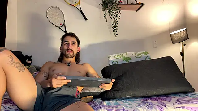Aaron wheel online show from July 6, 2:30 am