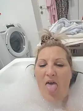 Divineblond online show from March 14, 6:46 pm