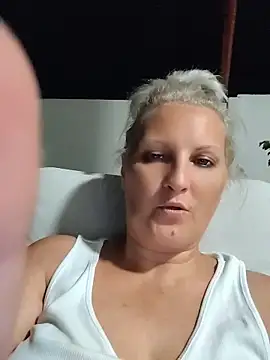 Divineblond online show from June 29, 11:05 pm