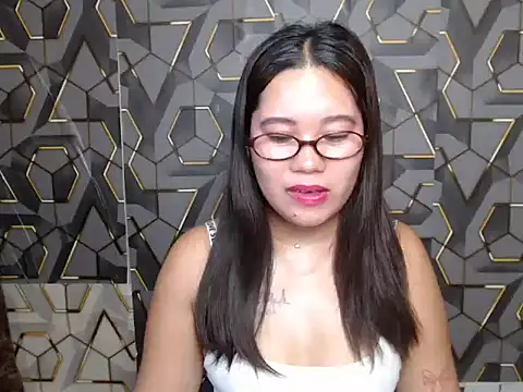 ur prettychelsie online show from June 10, 11:13 pm