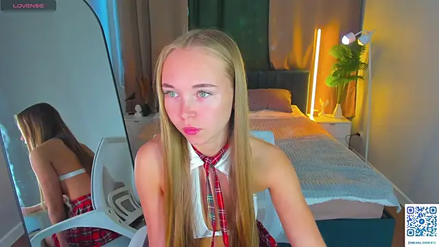 Snapshot of Milana_Sorrento chatting on June 2, 1:07 am Milana Sorrento online show from June 2, 1:07 am