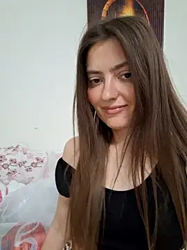 Snapshot of Alba2331 chatting on April 24, 2:41 pm Alba2331 online show from April 24, 2:41 pm