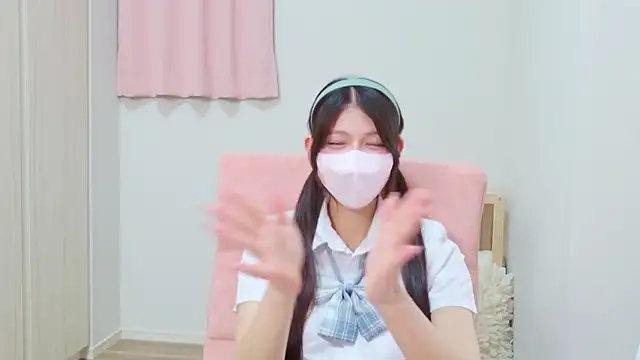 Lina caro  online show from April 24, 12:29 pm