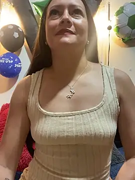 Snapshot of SamiiContreras_ chatting on June 29, 2:17 pm SamiiContreras online show from June 29, 2:17 pm