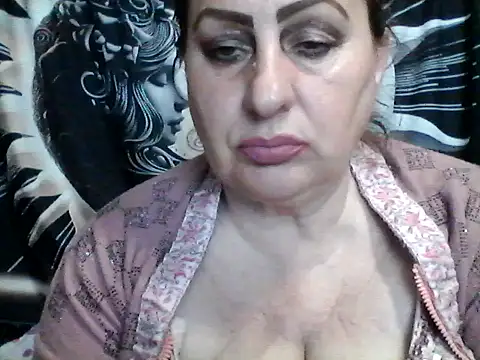 LoaqLovew online show from April 26, 8:23 am