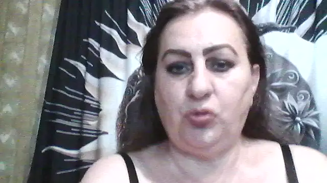 LoaqLovew online show from June 14, 9:11 am