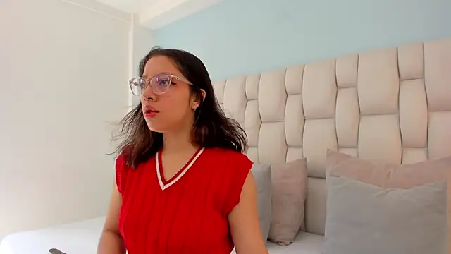 vayra moon online show from July 10, 4:42 pm