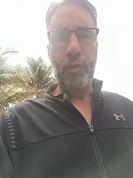 visualizechat online show from May 23, 1:59 pm
