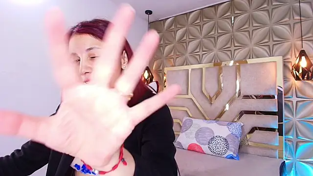 stephaniesun  online show from June 28, 1:06 pm