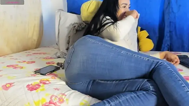 Lara vela online show from July 26, 12:34 pm