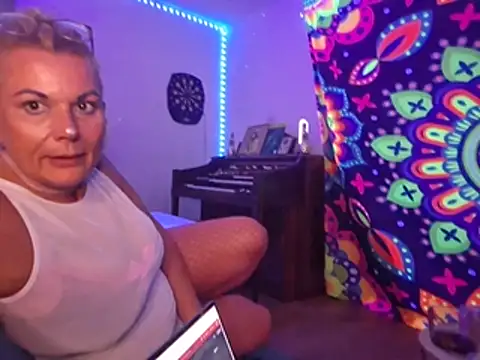 KingaCookies online show from July 26, 11:11 pm