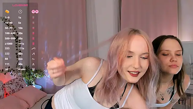 lisaluve online show from May 8, 9:42 pm