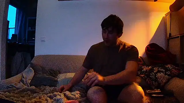 Goldensummar online show from April 26, 6:27 pm