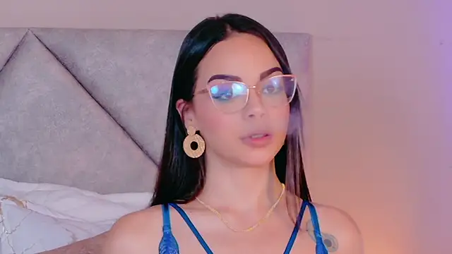 MaddisonEvanss online show from April 30, 8:57 pm