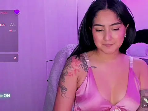 ViolettaKai online show from May 2, 12:48 am