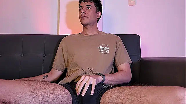 Snapshot of Derek_stud_ chatting on April 30, 4:08 am Derek stud online show from April 30, 4:08 am