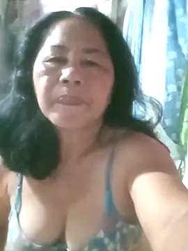 Snapshot of Maleta56 chatting on May 22, 8:32 am Maleta56 online show from May 22, 8:32 am