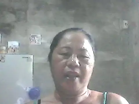 Snapshot of Maleta56 chatting on May 31, 2:09 am Maleta56 online show from May 31, 2:09 am