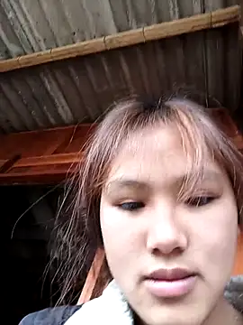 mai-lovelyy online show from April 27, 2:31 am