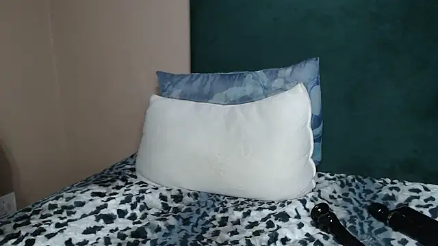 ShortyVibe27 online show from July 28, 3:24 am