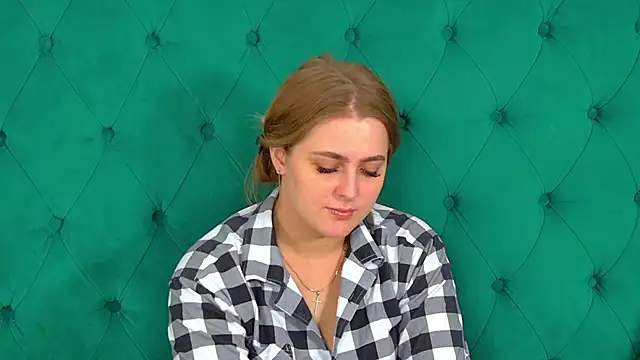 EllaBells online show from June 17, 5:10 am