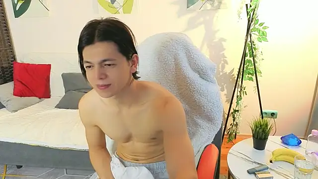 ItachiKage online show from April 24, 6:49 am