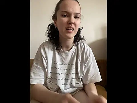 d0p34ng3l online show from May 7, 7:47 am
