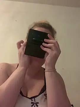 Sexy-Siddy91 online show from June 7, 8:29 am