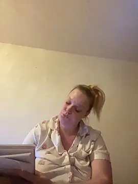 Sexy-Siddy91 online show from June 14, 8:55 pm