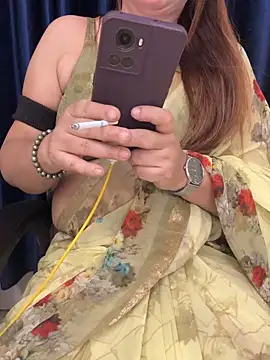 Naughty-Shreenn online show from April 26, 5:43 pm