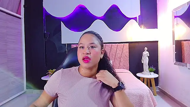 Lis  Shepard online show from April 24, 12:29 pm