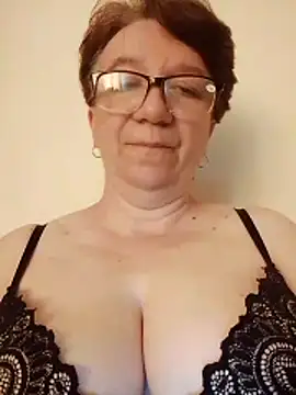 KetQueen101 online show from May 18, 7:25 am