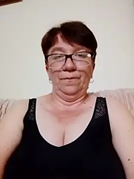 Snapshot of KetQueen101 chatting on June 26, 8:35 pm KetQueen101 online show from June 26, 8:35 pm