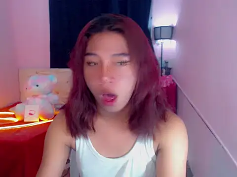 Snapshot of URsexyLylia chatting on May 28, 1:36 am URsexyLylia online show from May 28, 1:36 am