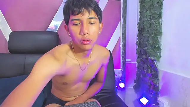 KevCokk online show from July 25, 6:27 pm