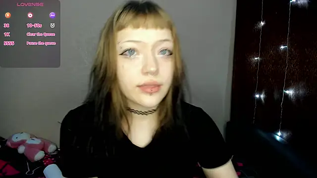 urmelodyy online show from May 5, 9:12 pm
