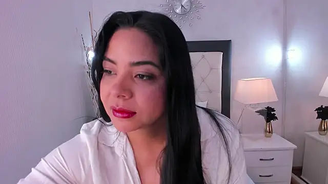 Snapshot of Gaby_Herreraa chatting on June 13, 11:30 am Gaby Herreraa online show from June 13, 11:30 am
